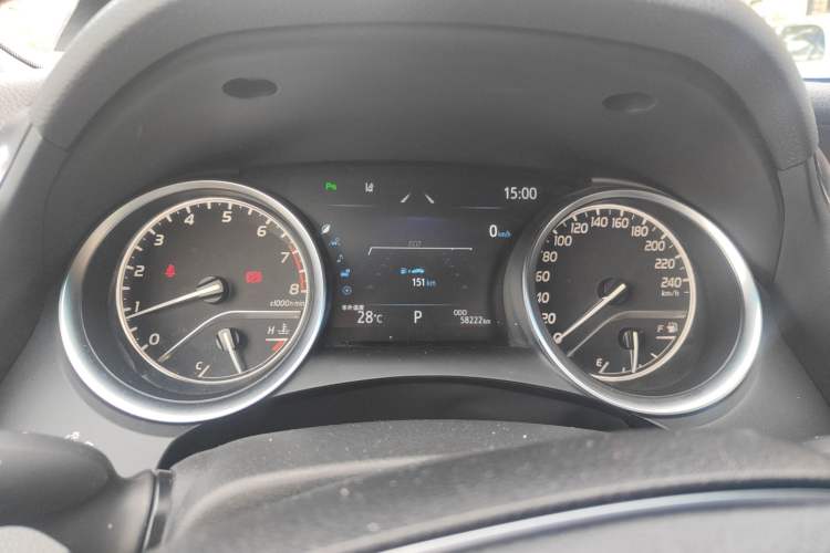 Used Toyota Camry 2021 2.0G Luxury Edition
