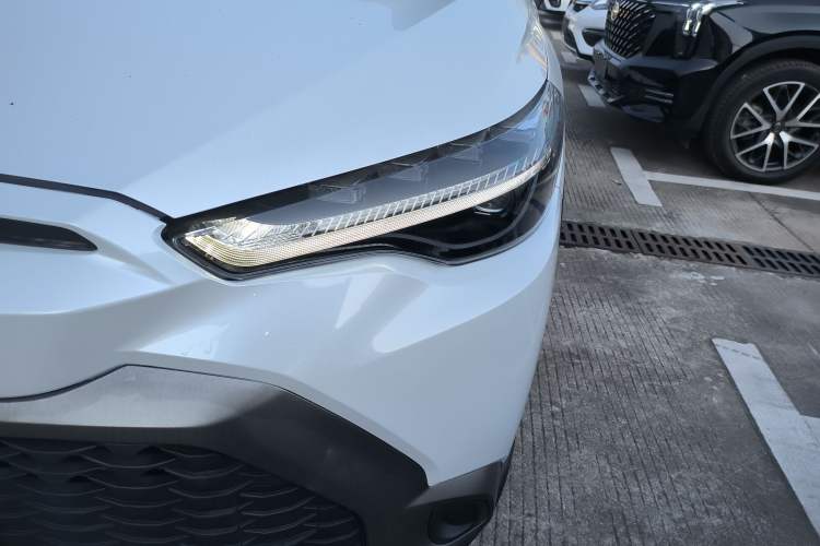 Used Toyota FRONTLANDER 2023 2.0L CVT Luxury Edition