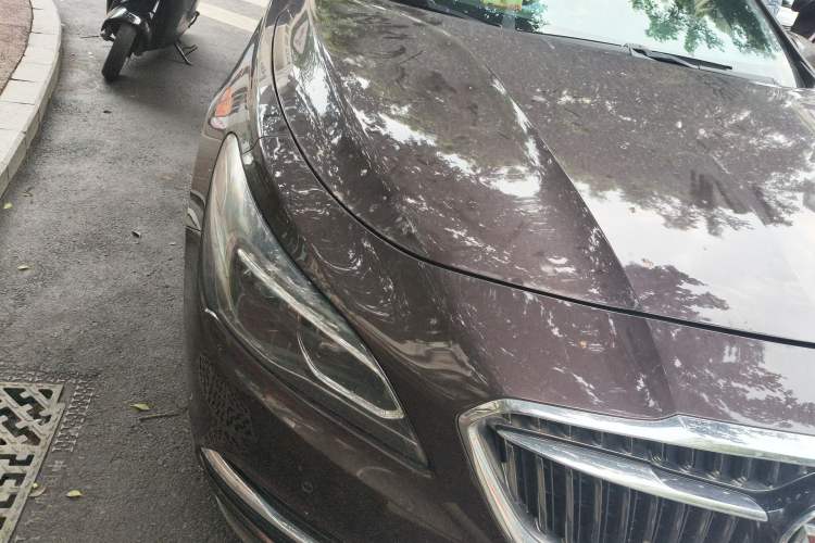 Used Buick LaCrosse 2018 28T Elite Edition Right Front Headlight