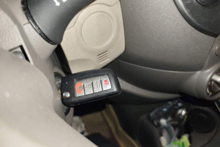 Used Nissan March 2010 1.5L Automatic Easy-Style Version Vehicle Key