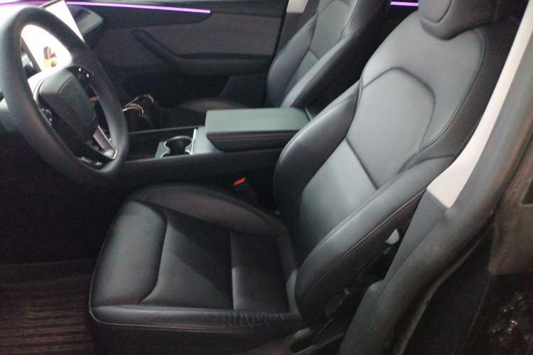 Used Tesla Model Y 2025 Rear-Wheel Drive First Edition
