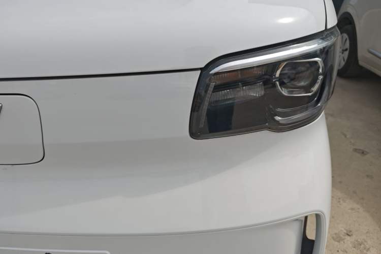 Used Wuling Zhiguang New Energy 2025 Comfort Model Left Front Headlight