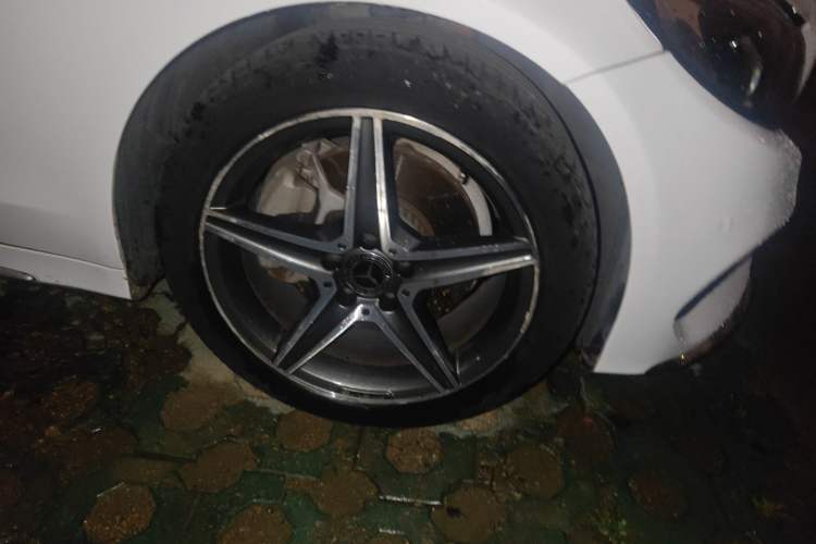 Used Mercedes-Benz C-Class 2018 C 200 L Sport Edition Achievement Special Edition Right Front Wheel Hub