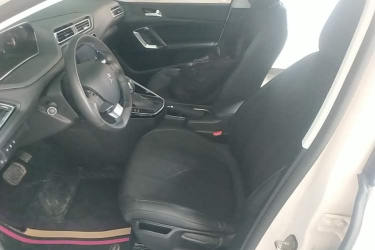 Used Peugeot 308 2016 230THP Automatic Luxury Edition Left Front Seat