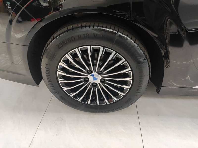 Used Denza D9 2024 DM-i 1050 Luxury Model — 25