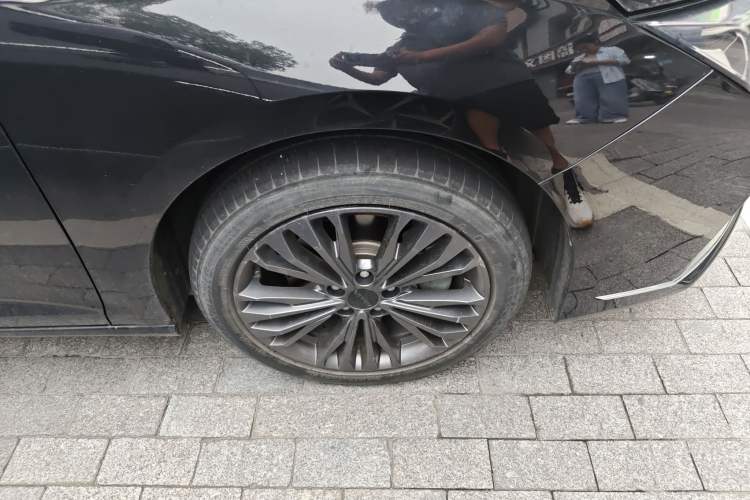 Used Dongfeng Aeolus Yixuan MAX 2021 1.5T Ultra-Stylish Trendsetter Edition