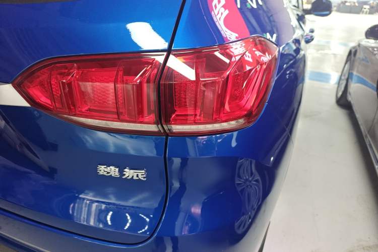 Used Wey VV6 2018 2.0T Two-Wheel Drive Flagship Version China V Standard
