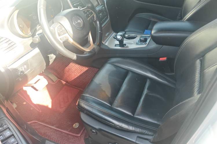 Used Jeep Grand Cherokee 2015 3.0L Comfort Navigation Edition