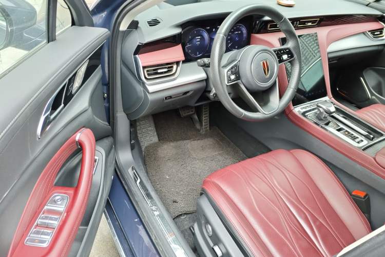 Used Hongqi H5 2024 2.0T Automatic Smart Connect Flagship Edition Driver Seat