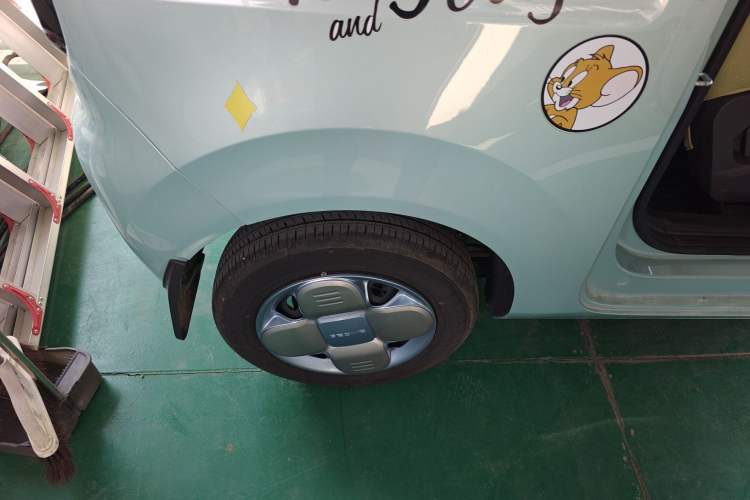 Used Geely Galaxy Panda 2024 Panda Mini 200km Endurance Bear
