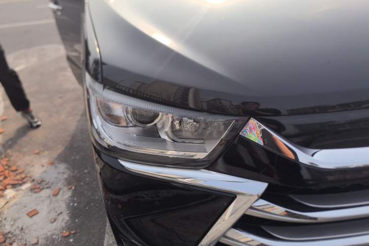 Used JAC Refine M4 2021 2.0L Manual Commercial Edition
