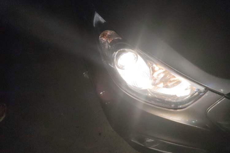 Used Hyundai ix35 2010 2.0L Automatic Two-Wheel Drive Elite Edition GLS
