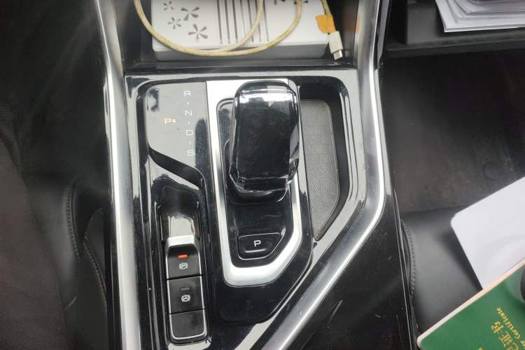 Used Wuling Asta 2022 2.0L DHT Electric-Speed Version