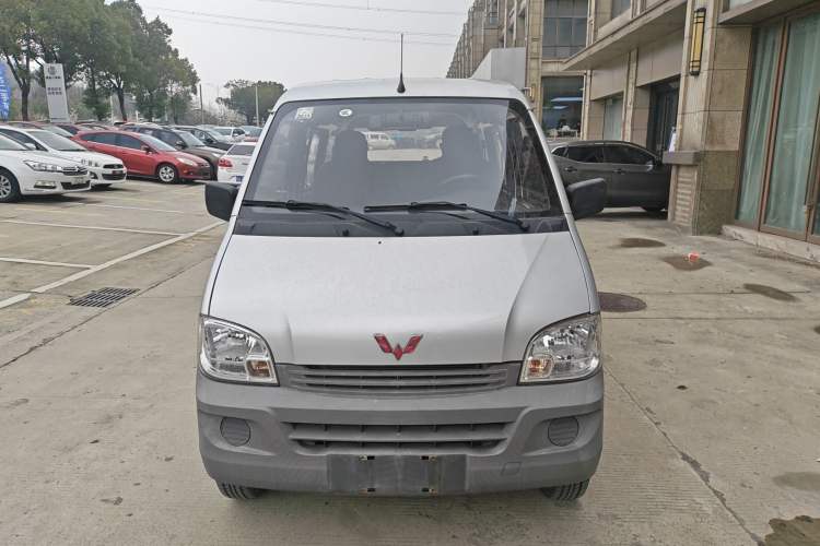 Used Wuling Zhiguang 2020 1.2L Practical Model China VI LSI
