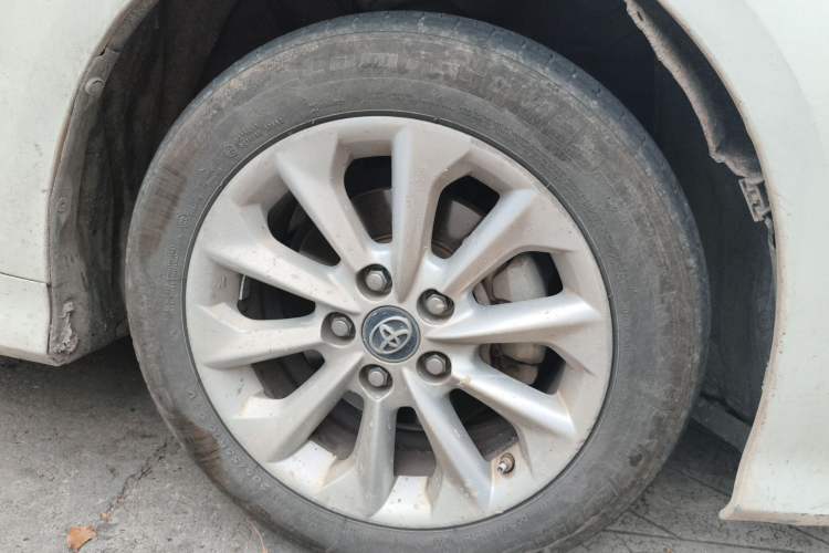 Used Toyota Corolla 2021 Dual-Motor 1.8L E-CVT Elite Edition
