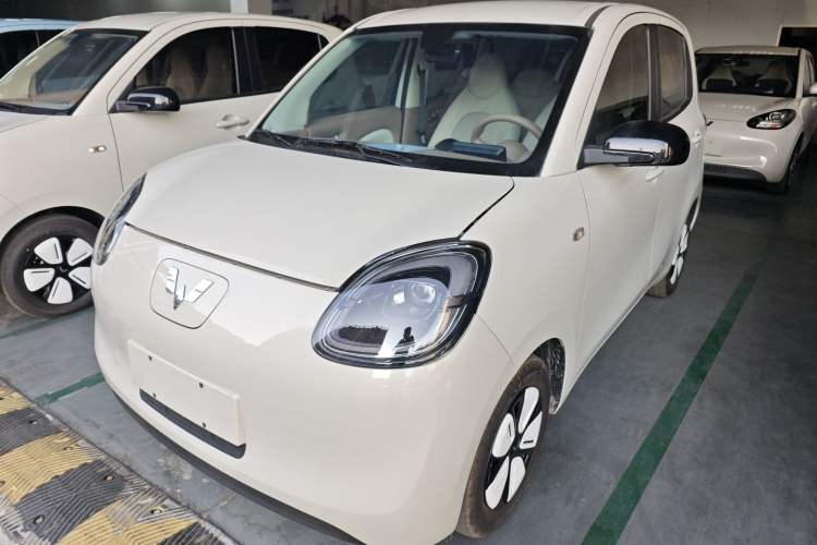 Used Wuling Hongguang MINIEV 2025 Four-Door Version Advanced Edition
