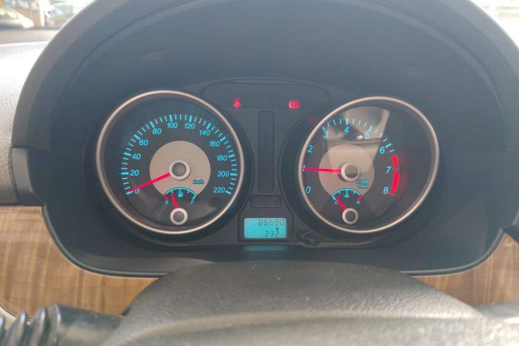 Used Buick Excelle 2015 1.5L Manual Classic Trim
