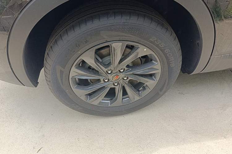 Used Hongqi HS5 2026 Model 2.0T Two-Wheel Drive Qi Xiang Pro Edition
