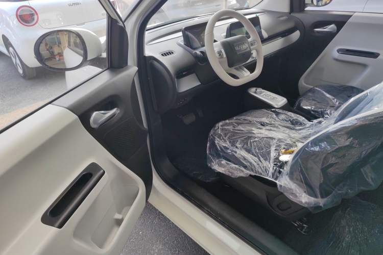 Used CHANGAN NEVO Lumin 2026 Model Treasure Edition 205km Passionate Beige Ningde Driver Seat