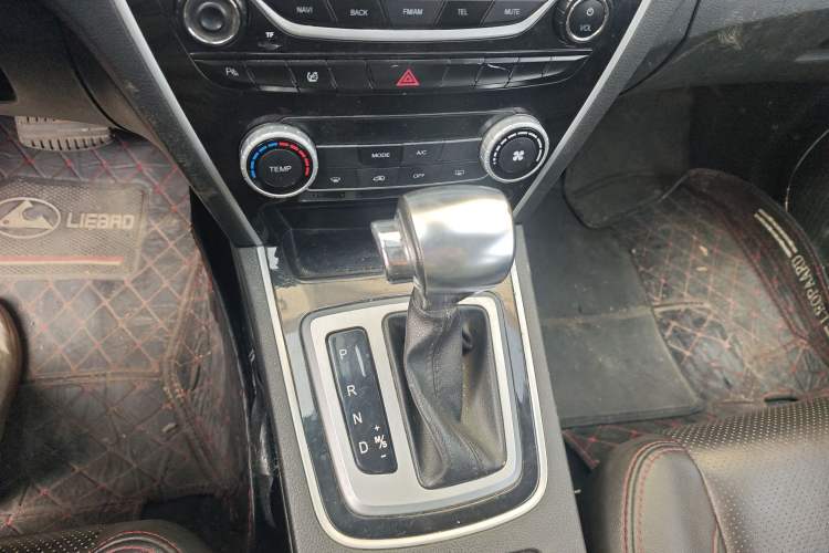 Used Leopaard CS10 2017 2.0T Automatic Luxury Model
