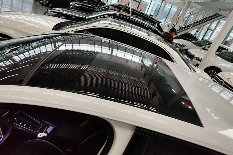 Used Volkswagen Golf 2023 Facelift 280TSI DSG Pro
