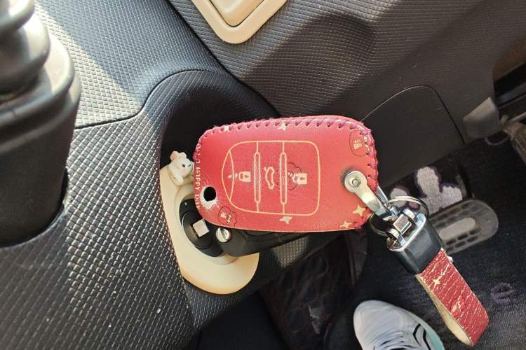 Used Wuling Hongguang MINIEV 2021 Macaron Premium Model – Lithium Iron Phosphate Interior 1