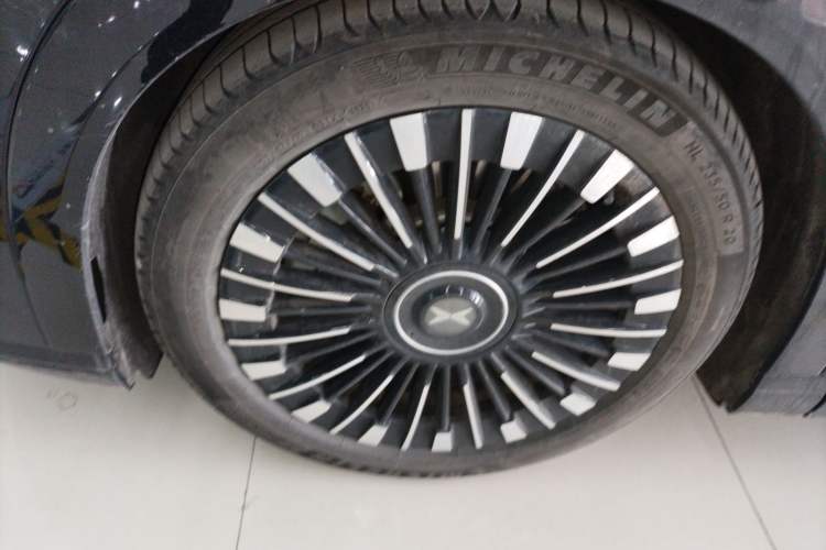 Used XPeng X9 2025 740 Ultra-Long Range Max