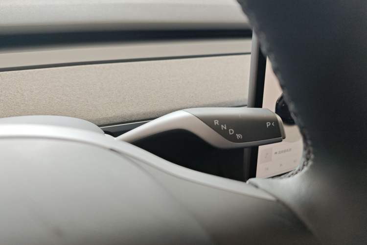 Used Tesla Model Y 2024 Rear-Wheel-Drive Version