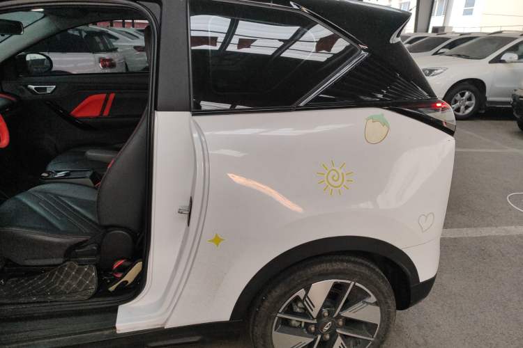 Used Chery New Energy Boundless Pro 2022 301km LingShou Edition Lithium Iron Phosphate