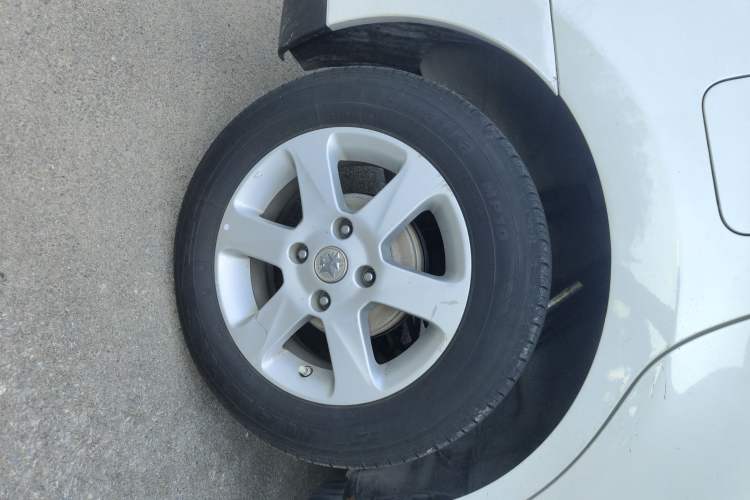 Used Venucia D50 2013 1.6L Automatic Luxury Edition
