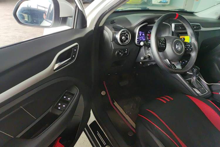 Used MG ZS 2018 1.5L Automatic Luxury Edition China V Standard
