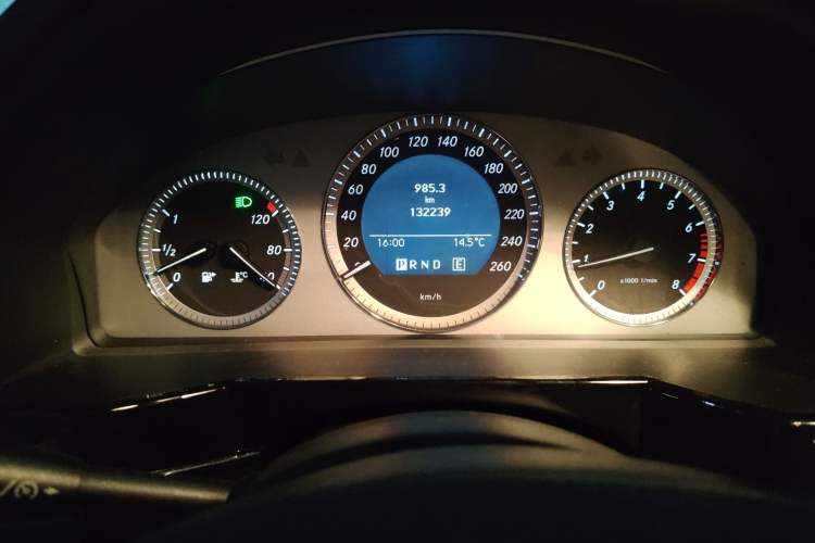 Used Mercedes-Benz GLK-Class 2012 GLK 300 4MATIC Fashion Model