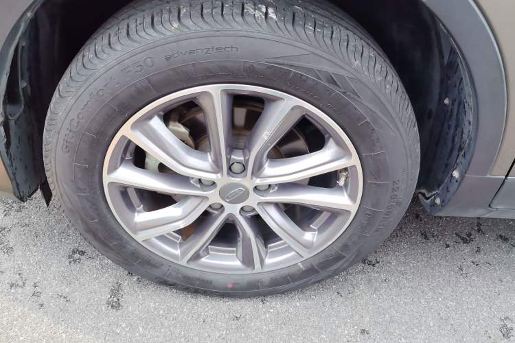 Used Geely Auto Emgrand X7 Sport 2021 Million Edition 1.8TD DCT Two-Wheel Drive Comfort Model