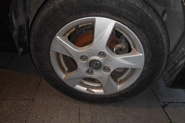 Used Hyundai Elantra 2011 1.6L Manual Comfort Version
