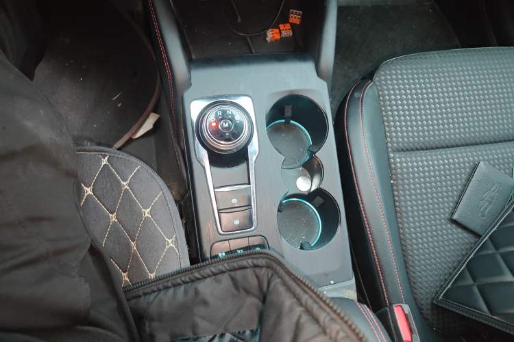 Used Ford Focus 2021 Hatchback EcoBoost 180 Automatic ST Line Gear Lever