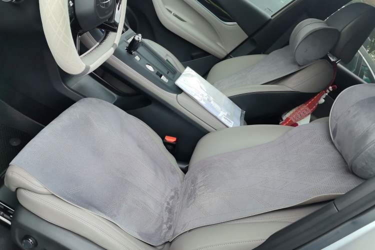 Used Geely Auto FX11 2025 4th Generation 1.5TD DCT Jinxiu
