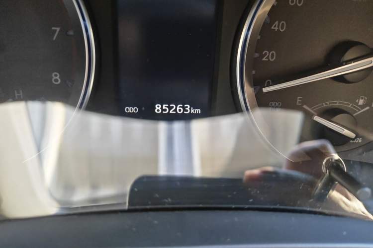 Used Toyota Highlander 2018 2.0T Four-Wheel Drive Luxury Edition 7 Seats China V Emission Standard
