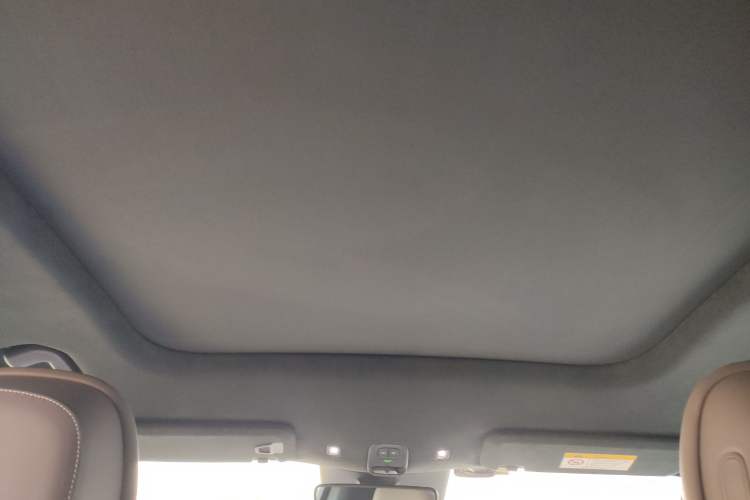 Used Nio ES7 2022 100 kWh Headliner