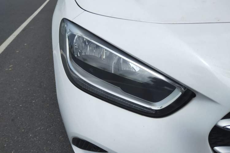 Used Mercedes-Benz B-Class 2021 B 180 Fashion Model Right Front Headlight