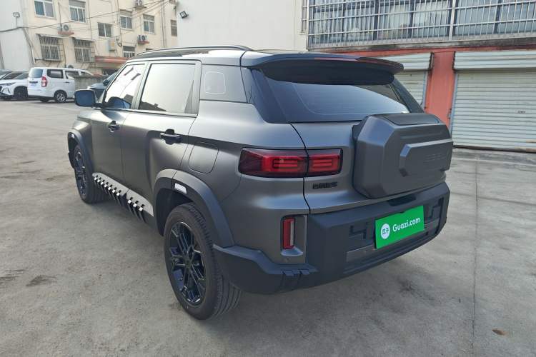 Used Geely Auto Cowboy 2025 1.5TD Trendy Play Edition Exterior 2