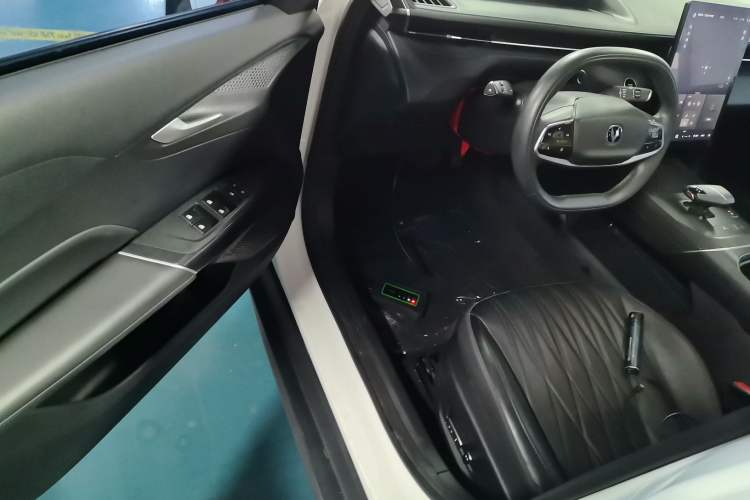 Used Changan Eado DD 2023 Blue Whale NE 1.5T GDI DCT Navigation Model