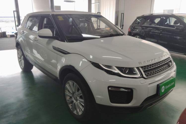 Used Land Rover Range Evoque 2018 240 PS SE Smart Brilliance Edition Exterior 1