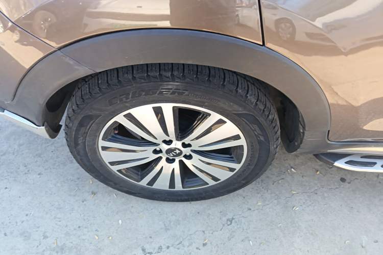 Used Kia Sportage R 2015 2.0L Automatic Two-Wheel Drive DLX Model