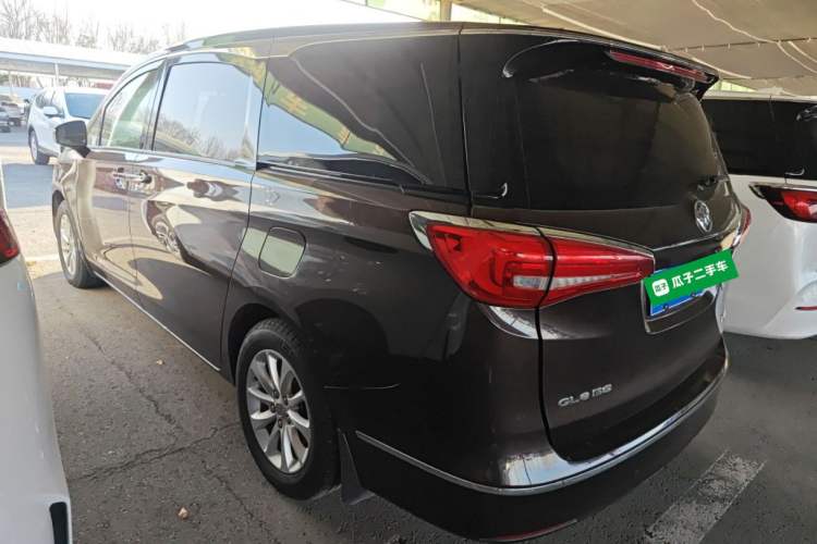 Used Buick GL8 2018 ES 28T Premium Model China VI Standard
