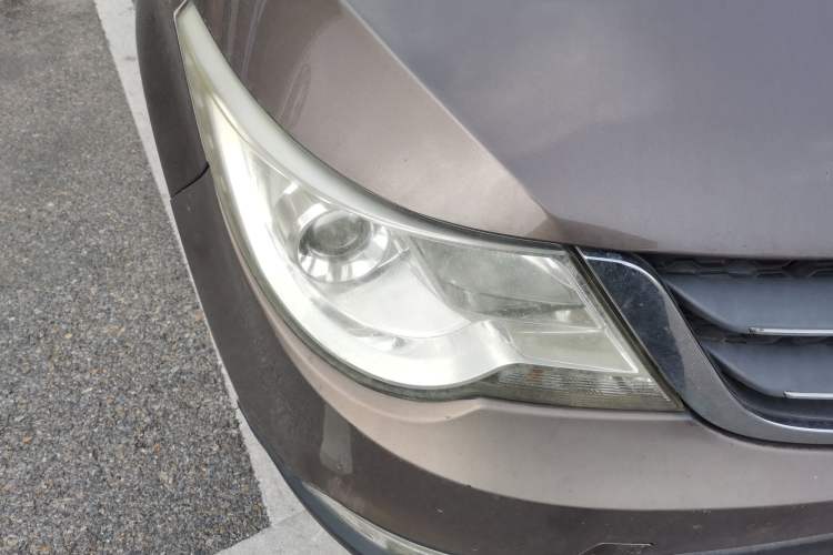 Used Baojun 730 2014 1.5L Manual Luxury Navigation ESP Version 7 Seats