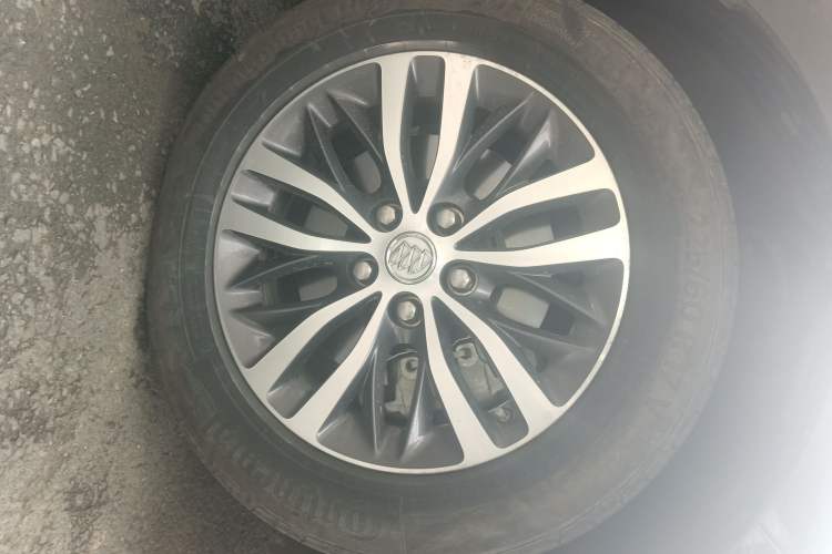 Used Buick GL8 2017 ES 28T Luxury Model China V Standard