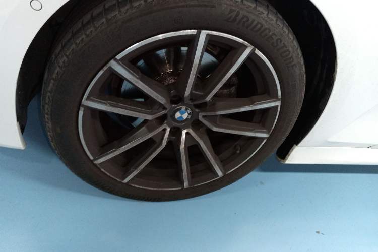 Used BMW 3 Series 2021 Second Facelift 325Li M Sport Package