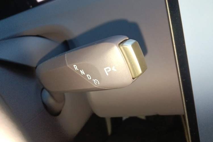 Used Avatr 06 2025 Pro Range-Extended Edition Gear Lever