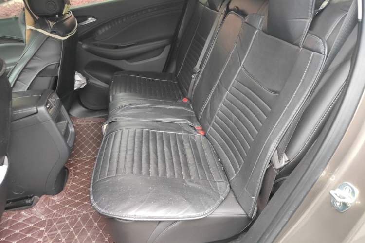 Used Buick Envision 2018 20T Two-Wheel-Drive Leading Model