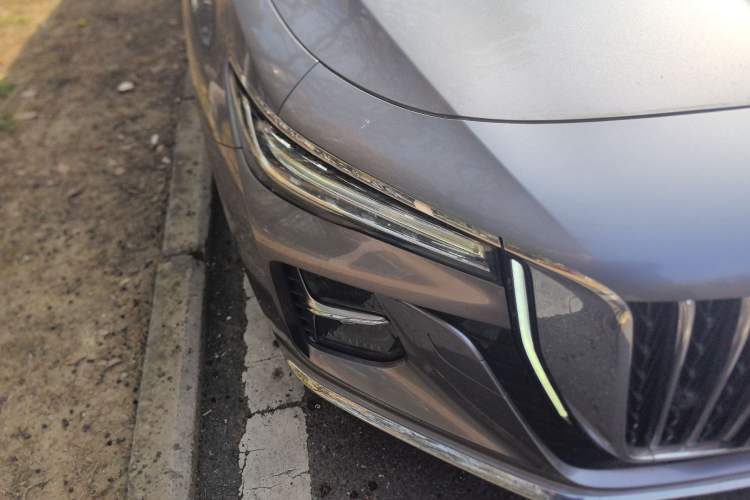 Used Hongqi H5 2023 2.0T Automatic Smart Connect Flagship Edition
